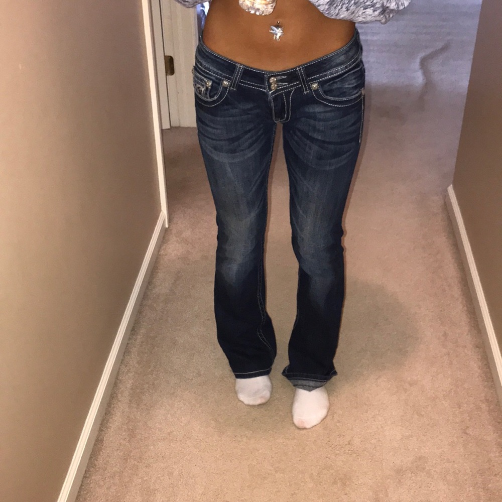 Miss Me buckle jeans